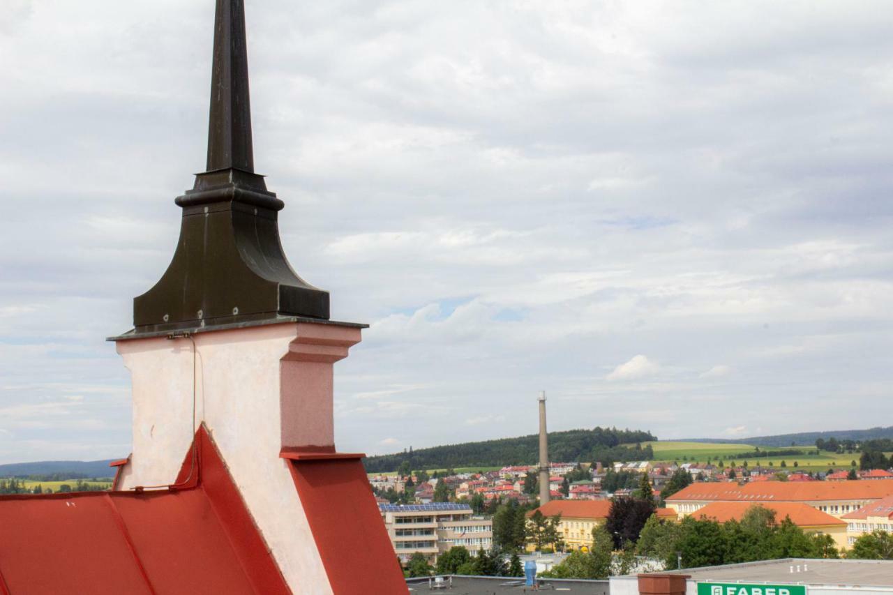 Hotel U Labutě Žďár nad Sázavou Exteriér fotografie